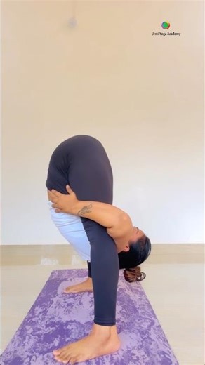 Advanced yoga poses #yogaurmi #yogapose #shorts #short #shortvideo #shortsfeed #youtubeshorts #yt