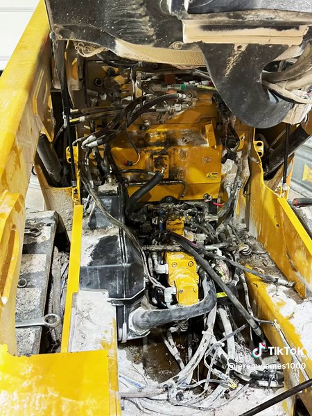 #skidsteer #dpf #emission #diesel #heavyequipment #exhaust #install #cool #power @tmagtuning