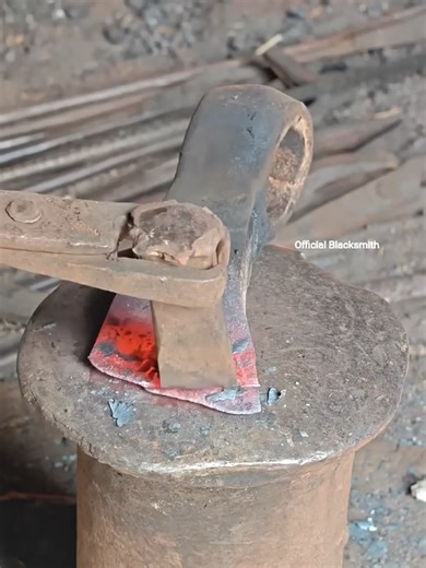 Axe Cutting Techniques in Blacksmithing