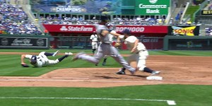 Danny Duffy quashes Ender Inciarte's bunt attempt with fantastic, full-extension glove-flip