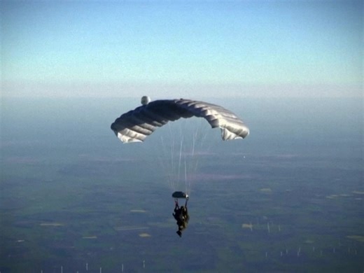 Deutsche Fallschirmjäger: Elite Luftlandetruppen im Einsatz
