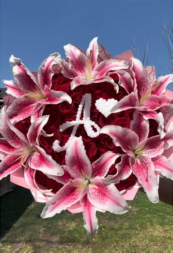 Lilies with initial 💓 #lilies #lirios #florist #blooms #bouquet | flowers