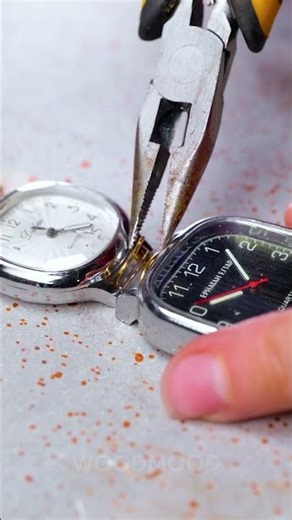 She upcycled old watches ⌚ to make a trendy belt 👖