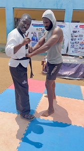 46K views · 1K reactions | Simple belt escape tactics you should know #martialarts #karate #kungfu #brucelee #judo #masterolu | Master olu | Facebook