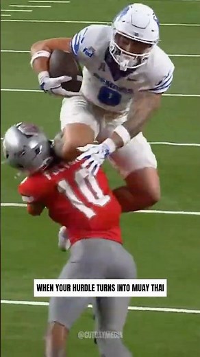 Hunter Tipton’s Hurdle Attempt Turns Into a Flying Knee on 16-Yard TD