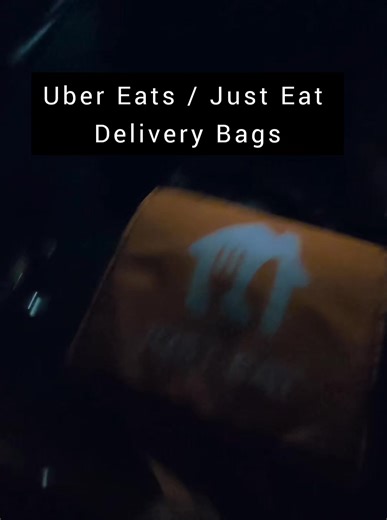 Delivery bags for sale. Ideal for Uber Eats, Deliveroo, Just Eat drivers 🚴‍♂️🚗 ✔ Keeps food hot ✔ Clean & ready to use ✔ Perfect for new drivers ✔ Instant collection / fast sale