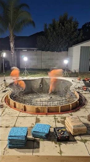 Amazing Backyard Pool 😲