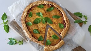 Amy Lee shares how to make viral cloud pizza