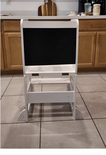 WOODURE Learning Tower: The Perfect Kids' Step Stool