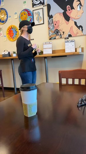 This waitress QUIT on the spot! #maskholes #antimaskersbelike #wearamaskkaren #waitressproblems