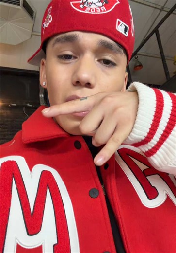 😼😼 | Feral Cat