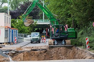 German city evacuates 20,000 people to defuse WWII bomb