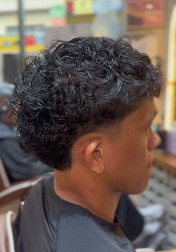 Loose Perm 💈#hypedistrictbarbers #experiencetobelievethehype #onlyhereathypedistrict #fyp #foryoupage