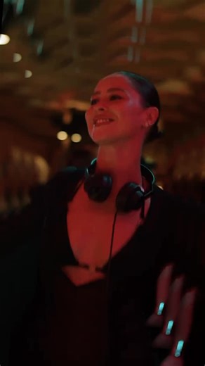 La Piscine Électronique on Instagram: "Last Dance of 2025 💃🏽🥂🎉 NYE at @beachhouse.canggu with music by La Piscine Electronique 🪩 Final tickets are now available via the link in bio 🎟️"