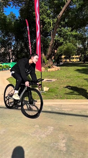 Bắt đầu vào mùa ra mắt các dòng xe mới rồi #bicycles #dapxe #javabike #javatt #roadbike #javabikeshop