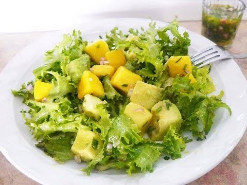 Cómo preparar una rica Ensalada de mango con vinagreta de pimientos