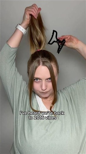 Love this 2016 trend hairstyle 😍 The messiest sleek bun ever ⚡️ #hairtutorial #hairhack #shorts
