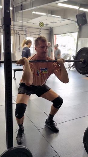 The front squat isn’t just a gym flex — it’s a life skill. 🏋️‍♂️💪 Here’s why we love it at Waterbury Functional Fitness: 🔥 Core Strength on Lock — Front squats demand an upright torso, forcing your core to fire like crazy. Translation: stronger abs, better posture, and a more resilient spine. 🔥 Bulletproof Knees & Quads — That upright position shifts more load to the quads, promoting knee health, strength, and power. Think walking, running, hiking, skiing — all upgraded. 🔥 Real-World Mobili