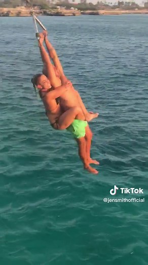 Jen Smith (@jensmithofficial)’s videos with Blessings - Extended Version - Big Sean