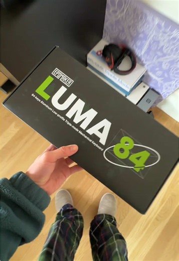 Slim Keyboards for PC Setups: Unboxing and Review