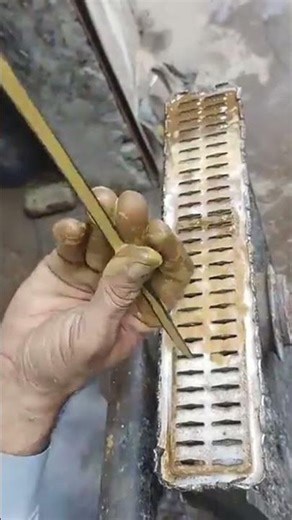 Ford Van Radiator CLEANED in 60 Seconds #mechanic #welding #automobile