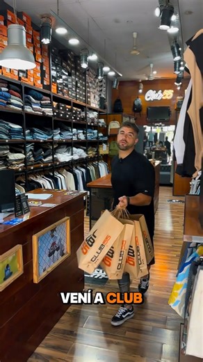 PROMOS PARA TODA LA FAMILIA 🎁 ⭐️ Promo 1: Bermuda de jeans Remera = $45.000. ⭐️Promo 2: Remeras 1 x $15.000, 2 x $ 25.000 o 3 x $35.000. ⭐️Promo 3: Remeras Ocn 1 x $25.000, 2 x $45.000 ⭐️ Promo 4: Chombas importadas 1 x $30.000, 2 x $50.000 ⭐️Promo 5: Mallas importadas 2 x $39.000 El regalo para el arbolito siempre es de Club 55. #club55 #promonavidad #remeras #navidad #regalonavideño | Club55