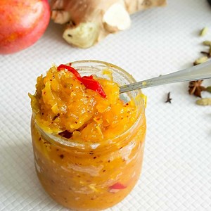 Delicious Homemade Spicy Mango Chutney
