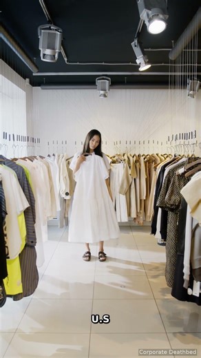 J.Crew made ONE decision that cost $2B 💸🧥 Here’s what happened