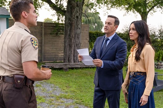 'Best Medicine' Preview: Cast, Plot, Photos and Premiere Date