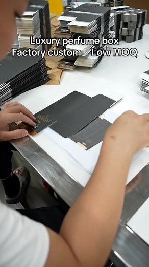 11K views · 6 comments | ✨Luxury in every detail✨ Custom gold foil perfume boxes that bring elegance and premium vibes to your fragrance brand拾 #fyp #perfume #luxurypackaging #goldfoil #custompackaging #beautypackaging #cosmetics #skincare #essentialoil #liquidfoundation | Boyue Printing Box | Facebook