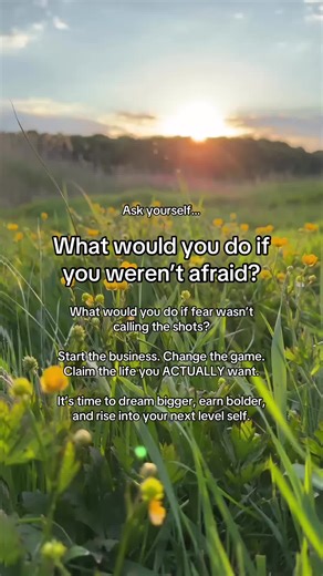 Book: Badass Wealth Affirmations for Women by Jenna Myers Wealth starts in your mind. Learn lessons from 15 wealthy women who made themselves, design your own wealthy life vision, and get the badass wealth affirmations to instill your wealthy mindset. #wealthmindset #financialfreedomjourney #moneymindset #wealthaffirmations #badasswomen