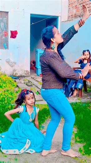 SCHOOL KE PICHE TRENDING #SONG #SHORTS #DANCE #YOUTUBE #VIRAL #TRENDINGSHORTS #funny
