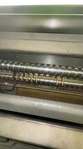 SLO-MO dropping of mats back into the Intertype magazine. | Dshms LetterPress