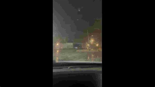 Ping pong ball-sized hail hits Oklahoma, USA