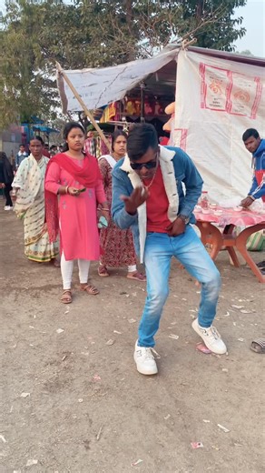 Hero Alom on Instagram: "Viral dance 🕺 ll #trendingreelsvideo"