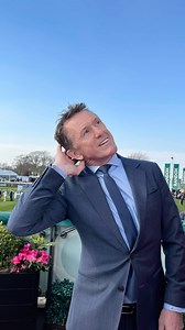 Don’t get caught in the camera - ITV Racing style ✨ #ITVRacing | #aintreefestival | #grandnational | ITV Racing