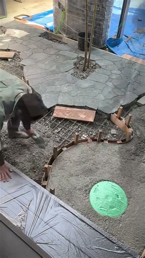 Floor casting with unique motifs is done perfectly and neatly #shorts