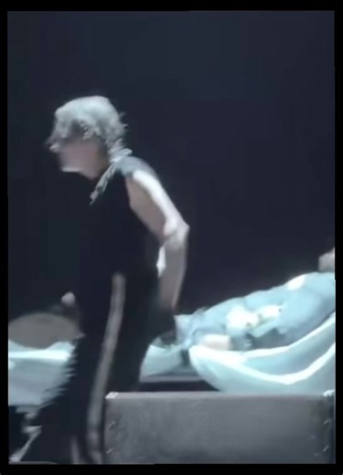 Blood performance from last night ! (Not mine) #mcr #gerardway #fyp #xyz #famous