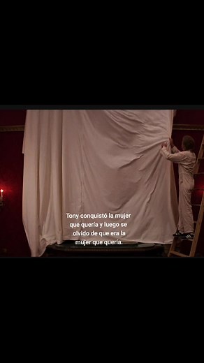 Momentos Clásicos de Scarface con Tony y Elvira