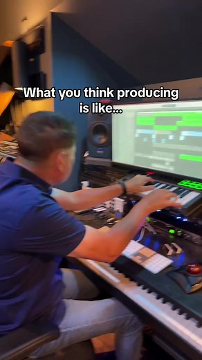 You got the tour this week but here is the reality of the new home studio 🤣🤣 | Jay DeMarcus