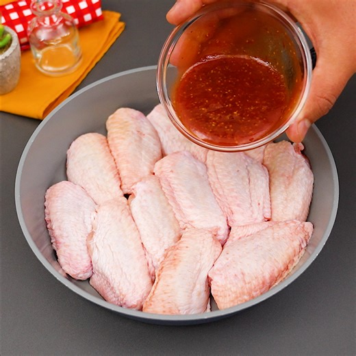 Aprendí este truco de un famoso chef. Toda la familia quedó sorprendida con esta receta de alitas de pollo. | Mi Cocina
