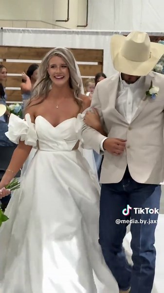 Oklahoma Bride's Dream Country Wedding Journey