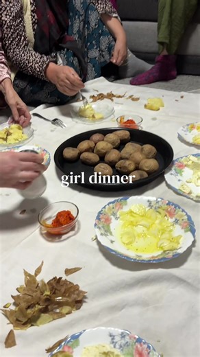 nothing like ✨baked potatoes balkan style✨ #balkan #bosnian #bosna | balkan food