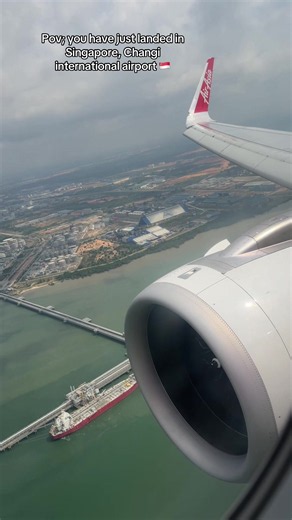 The most ranked international airport the world#singapore #marymusyoka #travel