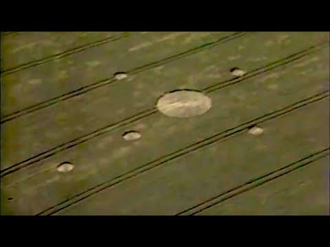 Crop Circles Unexplained: Did UFO Fleet Land in England? - CBS Evening News - 1989