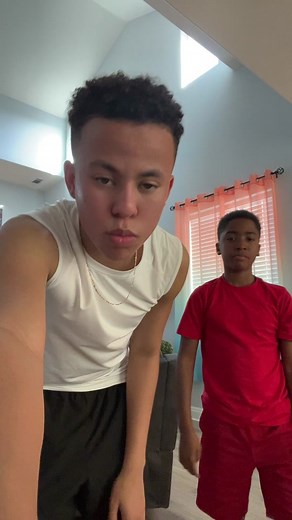 My cousin @Faze high sky got the moves 😁👌#fyp