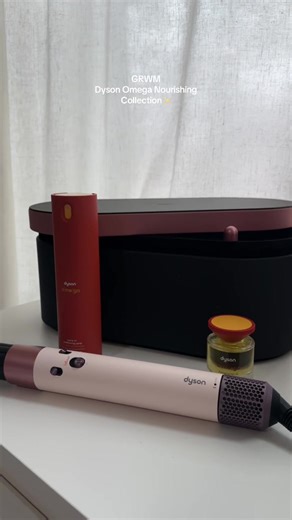 Get ready with the Dyson Airstrait and the Omega Nourishing Collection from @Dyson USA @dysonbeauty My hair feels smoother, healthier, and full of movement after every use. #AD #DysonPartner #DysonOmega #dysonairwrap #dyson