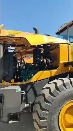 SDLG L958F second hand loader is being tested on site by overseas customers