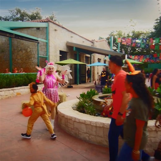 Spooky season is here! Zoo Boo! presented by PNC® returns in 2025 with all-new experiences: explore the John & Grelli Less Spider Rainforest, marvel at the glowing Booterfly Tree, and celebrate at the vibrant Día de los Muertos Plaza. Plus, enjoy FREE trick-or-treating every day! Get a Pay for a Day Membership for just $39.99, the same price as a single Adult Any Day Admission and enjoy unlimited visits to San Antonio Zoo for a full year! | San Antonio Zoo