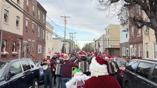 Avalon String Band on Instagram: "Merry Christmas Eve, Eve! 🎶🎄 Sunday’s family party was a blast, and we loved serenading the neighborhood to spread some holiday cheer. Enjoy this clip of Mele Kalikimaka! #melekalikimaka #christmas2025 #Christmas #christmaseveeve"